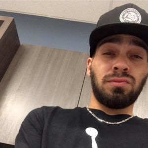 Meet your Posher, Malik